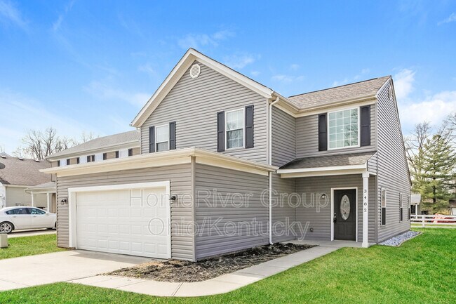 3482 Hickory Ln in Amelia, OH - Building Photo - Building Photo