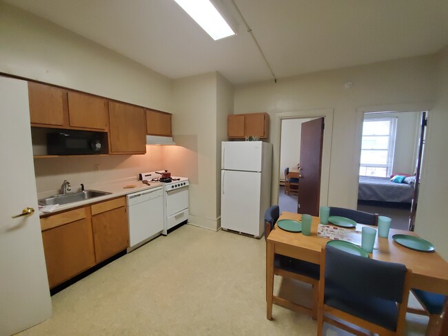 Aces Apartments in Ithaca, NY - Building Photo - Building Photo