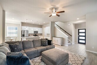 389 Andes Dr in Montgomery, TX - Foto de edificio - Building Photo