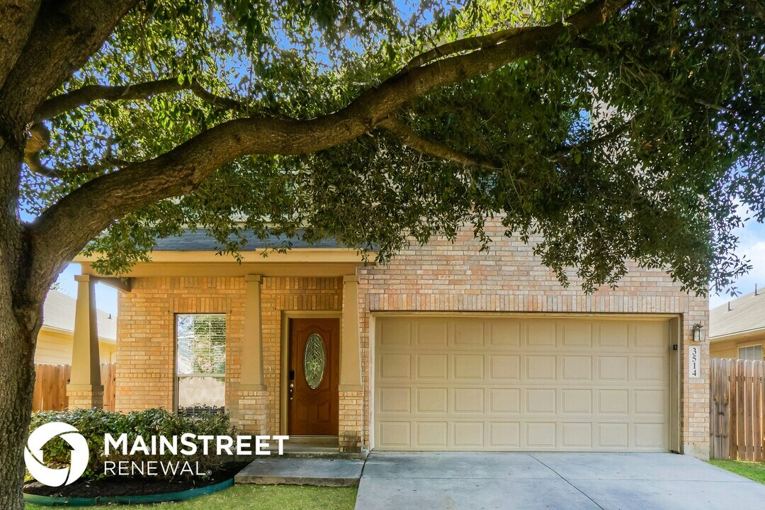 3514 Alonzo Fields in Converse, TX - Foto de edificio