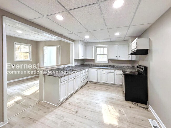 708 Bell St in Bessemer, AL - Building Photo - Building Photo