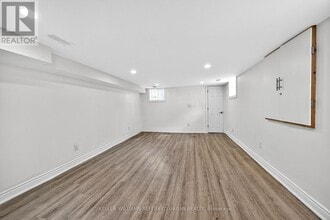 116 Branstone Rd in Toronto, ON - Building Photo - Building Photo