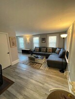 87 Howe St in New Haven, CT - Building Photo