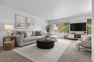 Edge At Farmington Hills - Farmington Hills, MI in Farmington Hills, MI - Foto de edificio - Building Photo