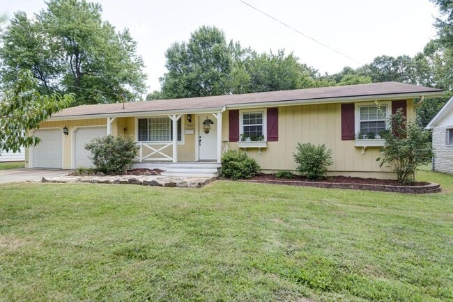 property at 1040 S Bruce