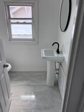 247 Moss St in Highland Park, MI - Building Photo - Building Photo