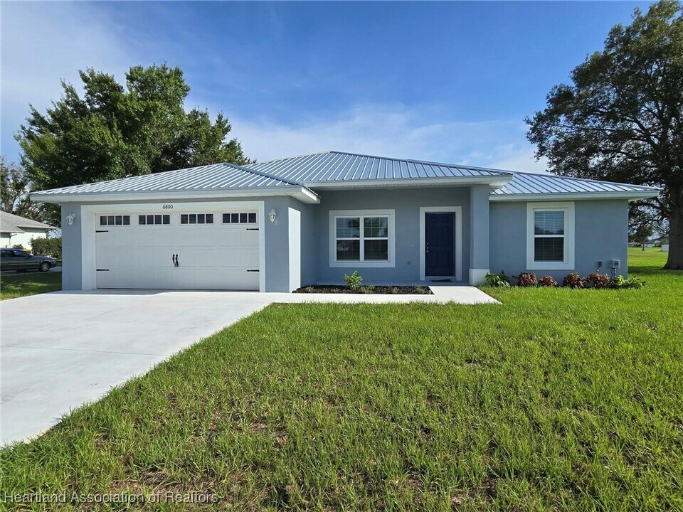 6800 Concord St in Sebring, FL - Building Photo