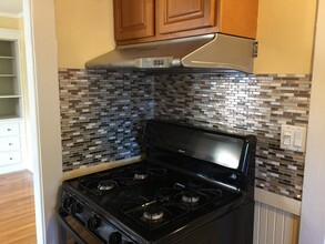 259 Billings St in Quincy, MA - Building Photo - Building Photo