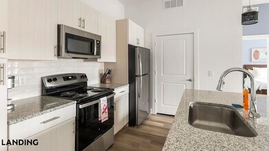 116 Talon Grasp Trail, Unit 7310 in Leander, TX - Building Photo - Building Photo