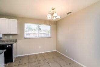 30 Castlebar Cir in Ft. Myers, FL - Building Photo - Building Photo