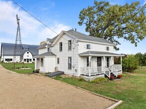 4363 County Rd O in Delavan, WI - Foto de edificio - Building Photo