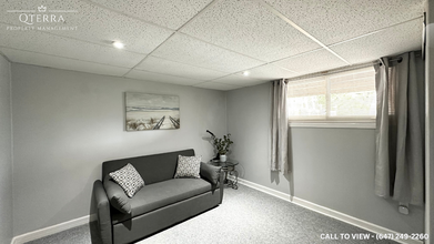679 Central Park Blvd N in Oshawa, ON - Building Photo - Building Photo