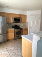 2812 China Cove St in Laughlin, NV - Foto de edificio - Building Photo