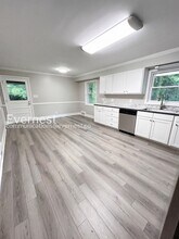 112 Tabor St in Winston-Salem, NC - Building Photo - Building Photo