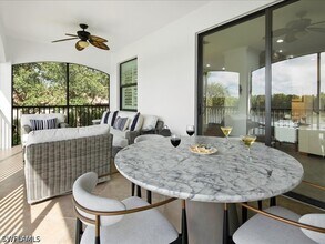 9476 Napoli Ln in Naples, FL - Building Photo - Building Photo