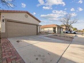 6186 S Wheaton Dr in Tucson, AZ - Building Photo - Building Photo