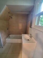 1116 E Hamilton St in Milwaukee, WI - Building Photo - Building Photo
