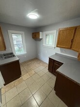 1918 Andrews St in Rockford, IL - Building Photo - Building Photo