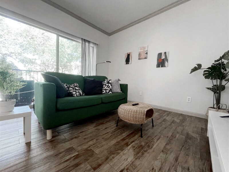 10777 Richmond Ave.-Unit -313 in Houston, TX - Foto de edificio