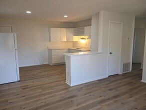 5114 Kickapoo Dr in Kokomo, IN - Building Photo - Building Photo