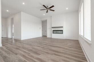 429 W Gosling Isle in Farmington, AR - Building Photo - Building Photo