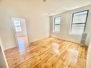 35 Rock St in Jersey City, NJ - Building Photo - Building Photo