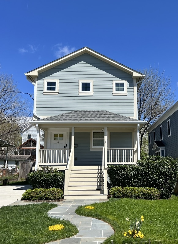 property at 1945 N Dinwiddie St