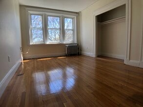 47 Lansdowne St, Unit 32 in Boston, MA - Building Photo - Building Photo