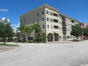 Venetian Bay in New Smyrna Beach, FL - Building Photo - Building Photo