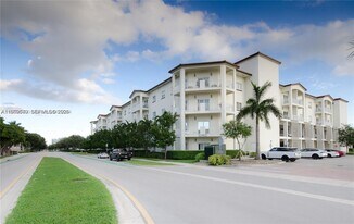 10950 NW 82nd St in Doral, FL - Building Photo