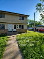 4703 5th St NE in Columbia Heights, MN - Building Photo