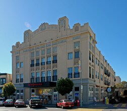 745 Clement St in San Francisco, CA - Building Photo - Building Photo