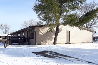 Arbor of Cortland in Cortland, OH - Building Photo - Building Photo