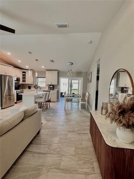 1194 S Lassonde St, Unit 353 in North Port, FL - Building Photo - Building Photo