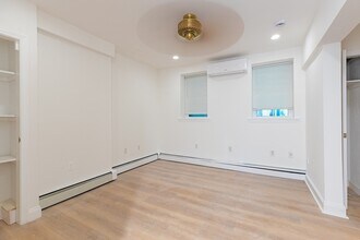 595 E 5th St, Unit 1 in Boston, MA - Building Photo - Building Photo