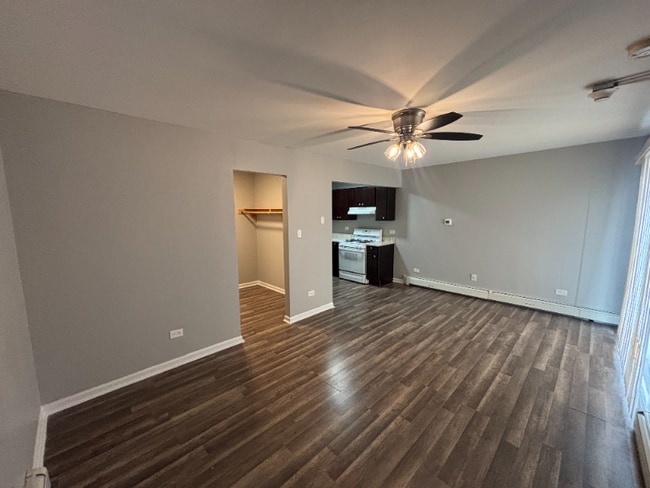 3343 Commercial, Unit 16 in South Chicago Heights, IL - Building Photo - Building Photo