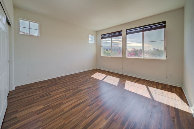 property at 5067 Bianco Cir