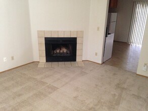 5731 200th St SW in Lynnwood, WA - Building Photo - Building Photo