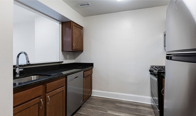 1916 Eutaw Pl in Baltimore, MD - Building Photo - Building Photo