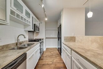 3883 Turtle Creek Blvd in Dallas, TX - Building Photo - Building Photo