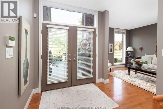 1245 Lyoness Ct in Windsor, ON - Building Photo - Building Photo