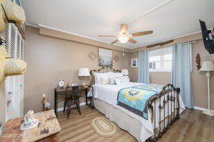 455 Ocean Blvd in Long Branch, NJ - Building Photo
