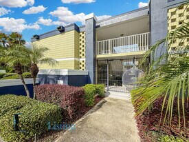 1301 S Howard Ave in Tampa, FL - Building Photo