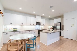 62 Savannah in Lake Forest, CA - Building Photo - Building Photo