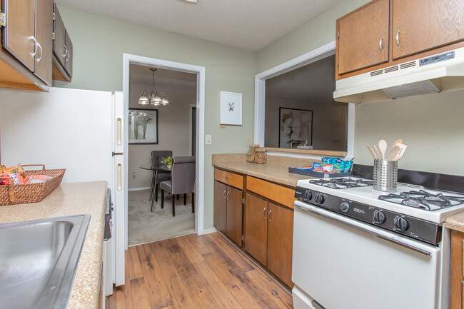 Reserve at Twin Oaks in Clarkston, GA - Building Photo - Interior Photo