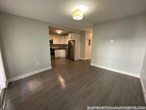 194 Maverick St in Boston, MA - Building Photo - Building Photo