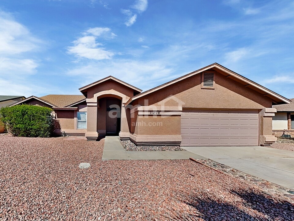 11208 N 78th Dr in Peoria, AZ - Building Photo
