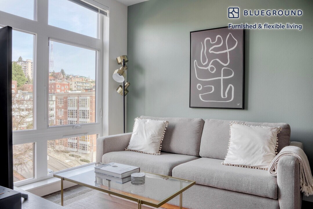 5 W Roy St-Unit -FL8-ID698 in Seattle, WA - Building Photo