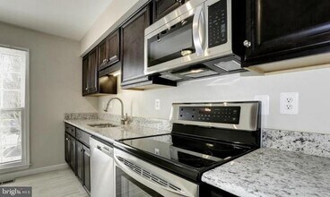 613 Concerto Ln in Silver Spring, MD - Building Photo - Building Photo