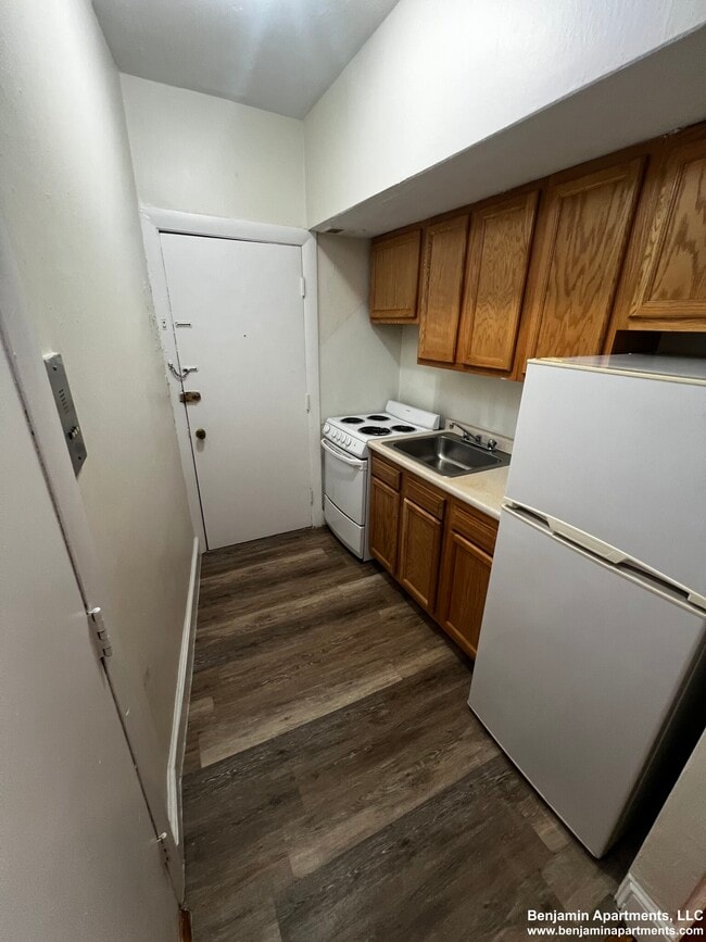 property at 46 Lancaster Ter